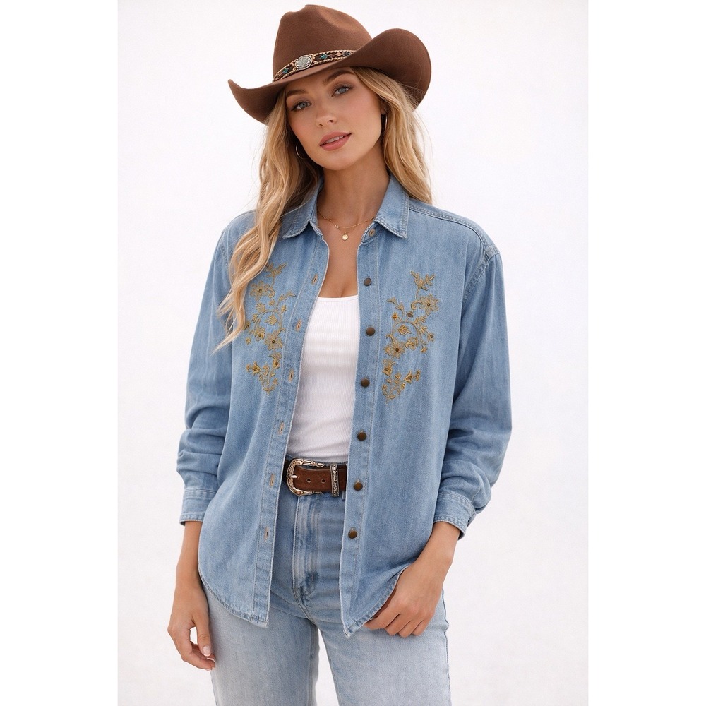 Vintage 90s Lizwear Women's Denim Shirt Petite Small Embroidered Western Boho